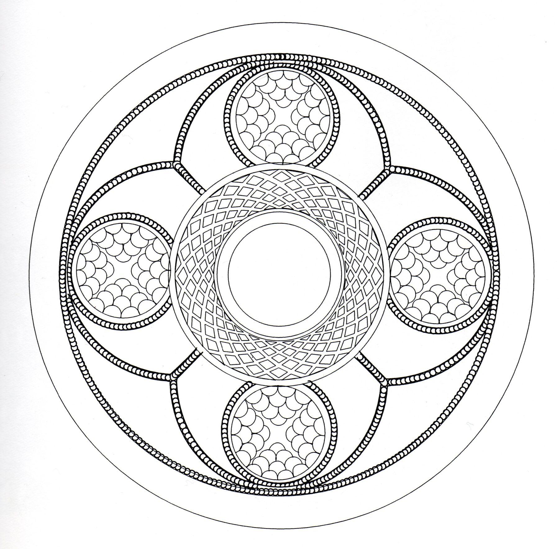 Muitos pequenos pormenores e áreas bastante reduzidas, para uma Mandala Celta complexa, mas muito original e harmoniosa.